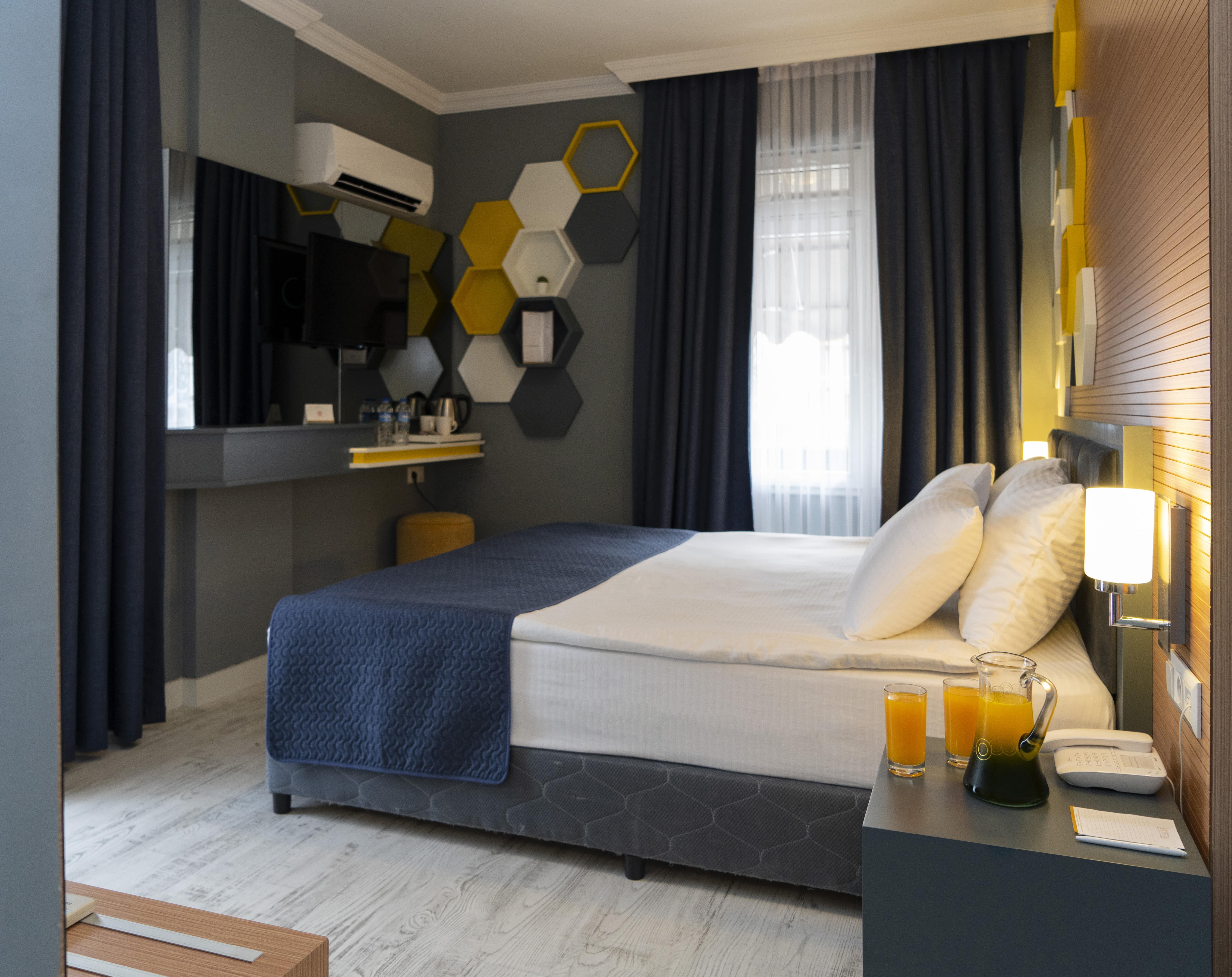 เลตสเตย์ บูทิก โอเต็ล Hotel อันตัลยา ภายนอก รูปภาพ