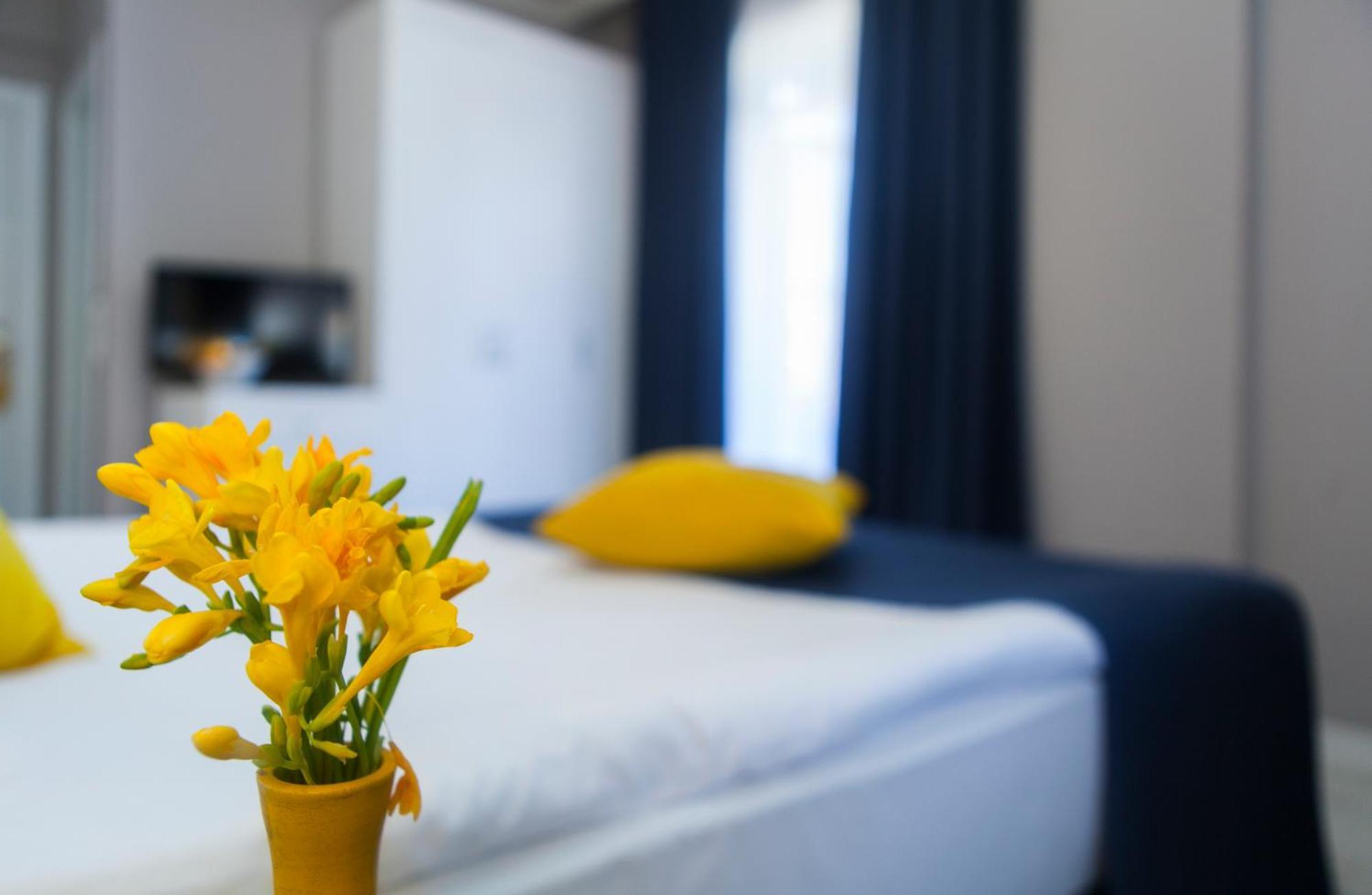 เลตสเตย์ บูทิก โอเต็ล Hotel อันตัลยา ภายนอก รูปภาพ